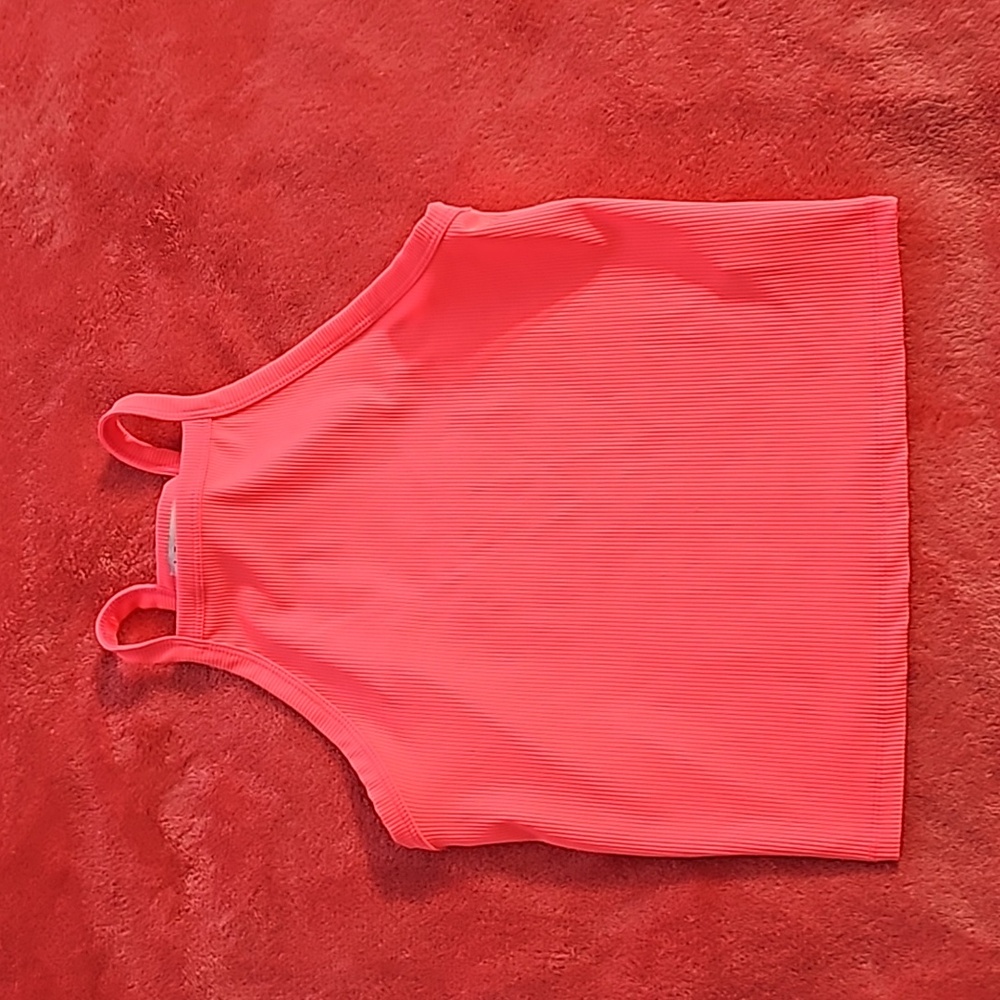 Pink tank top
